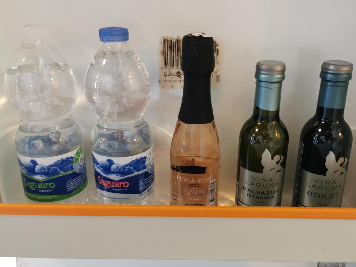 Mirta Deluxe Superior 5 Star Apartment, Your Piece Of Heaven By The Sea & Park, With Sea & Park View Novigrad Istria エクステリア 写真